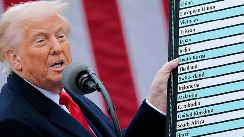 Donald Trump'tan Meksika ve AB'ye yüzde 30 gümrük vergisi