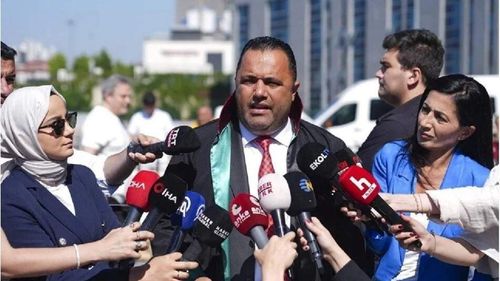 Avukat Rezan Epözdemir casusluktan gözaltına alındı