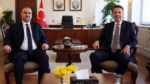 Bayraktar, Kerkük Valisi Seman Ağa ile görüştü: Enerji ortaklığı bölgesel iş birliğini güçlendirecek