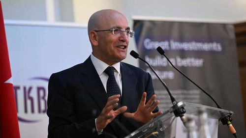 Bakan Şimşek, Londra’da: Enflasyon 2027’de tek hanelere inecek