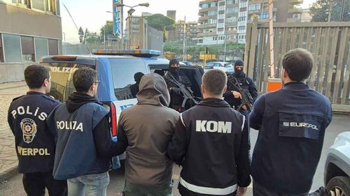 Barış Boyun çetesi davasında tahliye edilen 11 sanık hakkında yakalama kararı