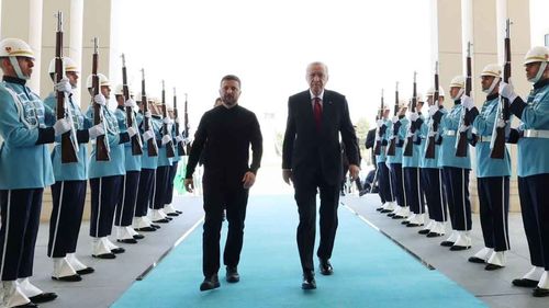 İlk önce halklar şimdi de devletler Türkiye'de
