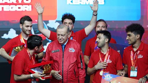 Cumhurbaşkanı Erdoğan: Türk savunma sanayiinin hamleleri artık dünyada konuşuluyor
