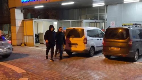 Aralarında Beşiktaş ve Galatasaray'ın eski başkanlarının da bulunduğu 14 kişi uyuşturucudan gözaltına alındı 