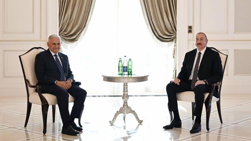 Cumhurbaşkanı Aliyev, TDT Aksakallar Konseyi Başkanı Binali Yıldırım'ı kabul etti