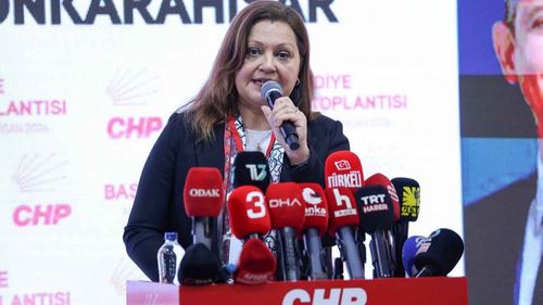 Ak Parti’ye geçeceği iddia ediliyordu: CHP’de Burcu Köksal ihraç talebiyle disipline sevk edildi