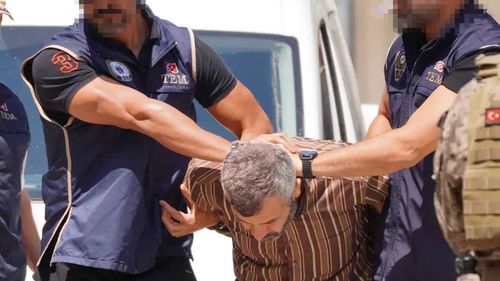 Cumhurbaşkanı Erdoğan'a suikast girişiminin firari sanığı Burkay Karatepe adliyeye sevk edildi