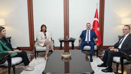 Bakan Fidan, BM Genel Sekreteri'nin Kıbrıs Özel Temsilcisi Cuellar ile görüştü