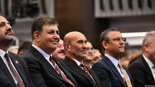 CHP'nin İzmir teşkilatında yaşanan iç savaştan notlar