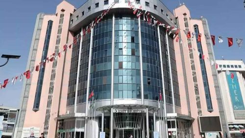 Belediye mühürledi, CHP seçim ofisi olarak kullandı: Kaçak bina yandaşlığa mı kurban edildi?