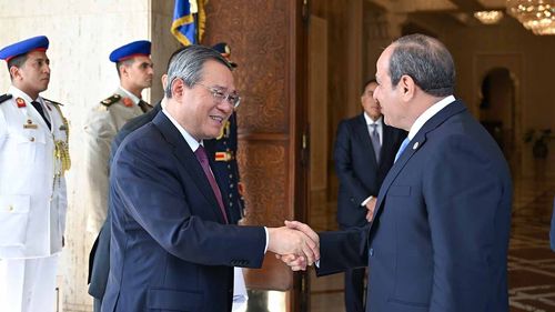 Çin Başbakanı Qiang’dan Mısır’a ziyaret: Gündemde Filistin meselesi vardı