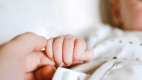 Aile ve Sosyal Hizmetler Bakanlığı: Çocuk sahibi olan çiftlerin kredi ödemeleri ertelenecek