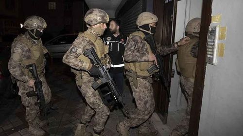Terör örgütü DEAŞ'a yönelik operasyonlarda 298 şüpheli yakalandı