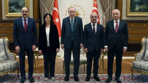 DEM heyeti Başkan Erdoğan'la görüştü: Sürecin kararlılıkla sürdürüleceğine dair ortak irade bir kez daha teyit edildi