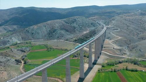 Kars-Iğdır-Aralık-Dilucu Demir Yolu Projesine 2,4 milyar euro dış finansman sağlandı