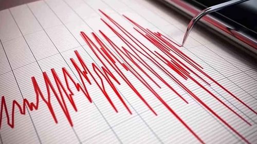 Karadeniz açıklarında deprem: büyüklük 4,7 ile 4,9 arasında ölçüldü