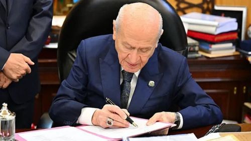 Devlet Bahçeli: Attığımız bu imzayla Orta Doğu halkları kazanmıştır