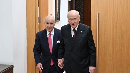 Hikmet Çetin: Bahçeli'ye CHP-MHP koalisyonunun çok başarılı olacağını ima ettim