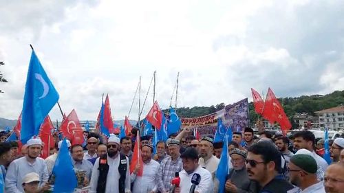 Müslümanlar, Urumçi Katliamı'nın sene-i devriyesinde Çin'i protesto etti