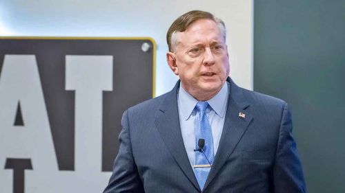 Emekli ABD Albayı Macgregor: İran sahada beklenenden güçlü çıktı, ABD üsleri imha edildi