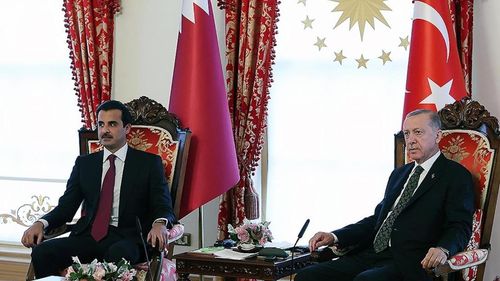 Başkan Erdoğan, Katar Emiri Sani ile görüştü: Türkiye tüm imkânlarıyla Katar’ın yanında