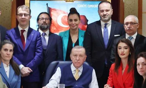 Erdoğan, BAE ve Mısır dönüşü gazetecilerin sorularını cevapladı