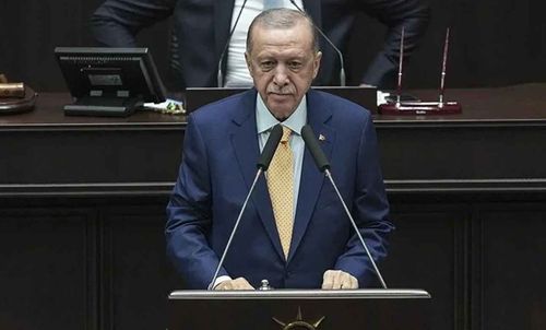 Cumhurbaşkanı Erdoğan: Sonuçlara bakıp ülkeyi yöneteceğini zanneden zavallıların olduğunu görüyoruz