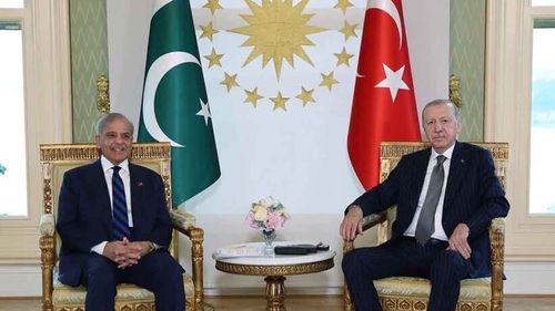 Cumhurbaşkanı Erdoğan, Pakistan Başbakanı Şahbaz Şerif'i görüştü