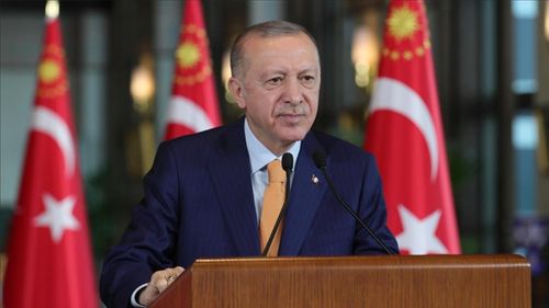 Cumhurbaşkanı Erdoğan, İngiltere’deki Türklere telefonda hitap etti
