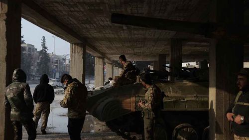 Suriye ordusu Halep’te PKK-YPG’li teröristleri temizliyor: Eşrefiyye Mahallesi kontrol altında