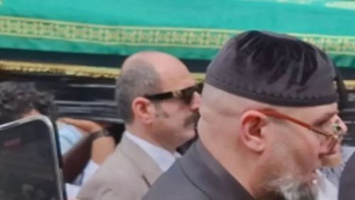 FETÖ'den aranan eski savcı Zekeriya Öz Almanya'daki cenazede ortaya çıktı