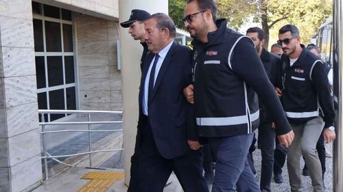 Milas Belediye Başkanı Fevzi Topuz görevden uzaklaştırıldı