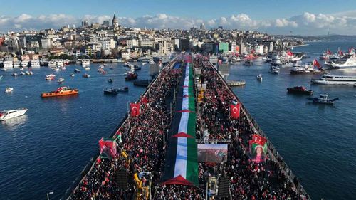 CHP medyası Galata’daki tarihî Gazze yürüyüşünü görmezden geldi