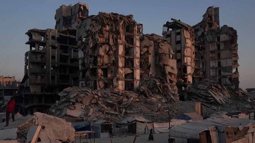 Terör devleti İsrail'in Gazze Şeridi'ne yönelik saldırılarında 6 Filistinli şehit oldu