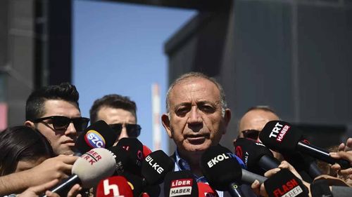CHP İstanbul Kongresi davası: Mahkemeden Gürsel Tekin’in görevine devam kararı