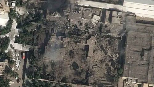 İsrail-ABD saldırısında Hamaney’in konutu 7 füzeyle hedef alındı