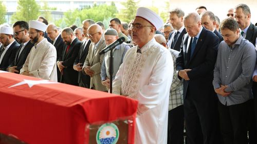 Cumhurbaşkanı Başdanışmanı Hamdi Kılıç toprağa verildi