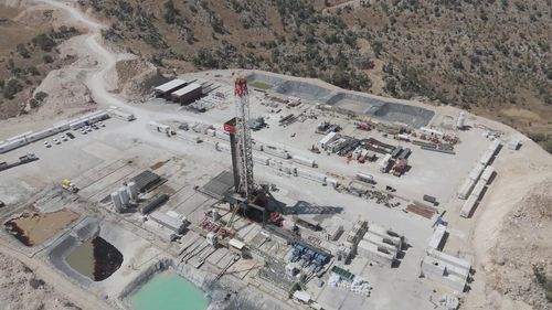 İki yerli petrol sondaj kulesi daha görevde