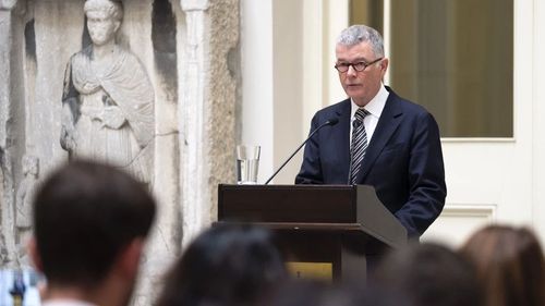 İngiliz Gizli Servisi Yeni Muhbir Hattını İstanbul'da Tanıttı: Hedefte Rusya Var