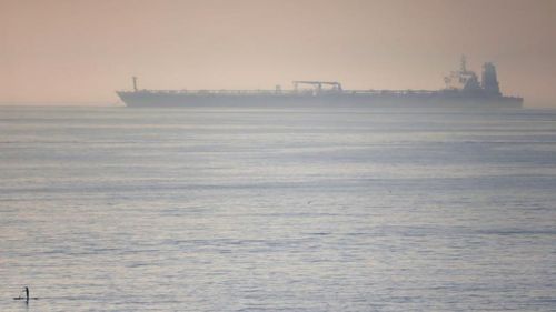 İngiltere Manş Denizi'nde Rus filosuna tanker ele geçirdi