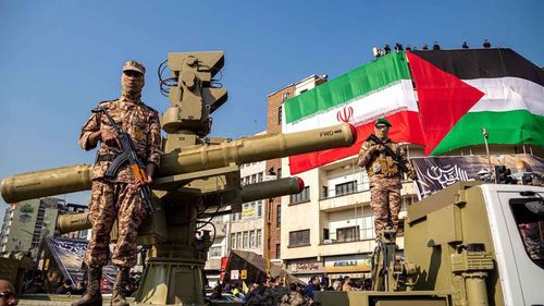 İran-ABD/İsrail savaşı 7. gününde: Devrim Muhafızları’ndan yeni silah mesajı