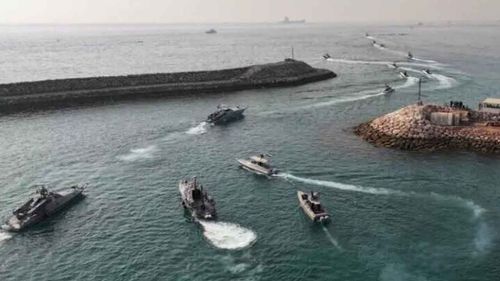 İran’dan Hürmüz Boğazı’nda güç gösterisi