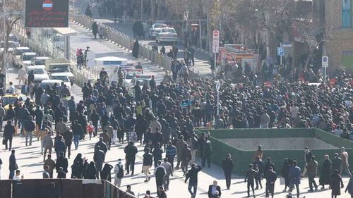 İran’da sokaklar kaynıyor: Protestolarda 2 kişi hayatını kaybetti