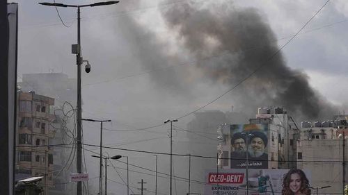 Terör devleti İsrail Beyrut’un Dahiye bölgesini hedef aldı