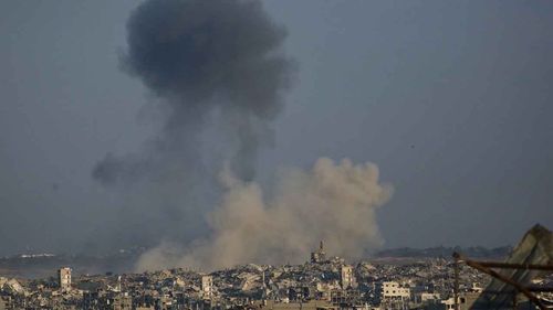 Terör devleti İsrail, Gazze Şeridi’nin çeşitli bölgelerine hava ve topçu saldırıları düzenledi