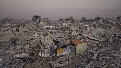 İsrail’in Suriye’nin güneyine düzenlediği baskında 13 sivil hayatını kaybetti