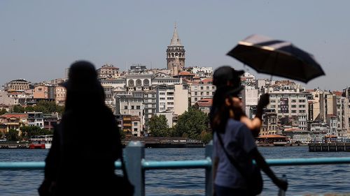 İstanbul Valiliği'nden aşırı sıcak uyarısı: Hissedilen sıcaklık 40 dereceye ulaşacak