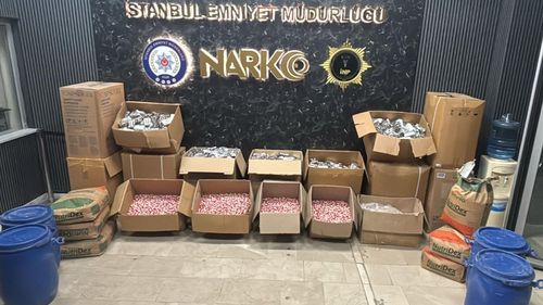 İstanbul’da yaklaşık 1 milyon uyuşturucu hap ele geçirildi