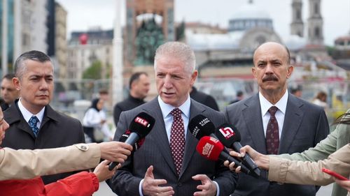 İstanbul Valisi Davut Gül: Aile yapısını hedef alan çağrılara izin verilmemiştir