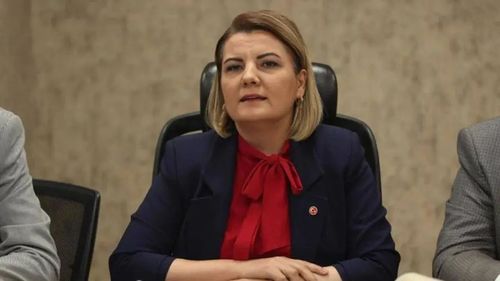İzmit Belediye Başkanı Fatma Kaplan Hürriyet yolsuzluktan tutuklandı
